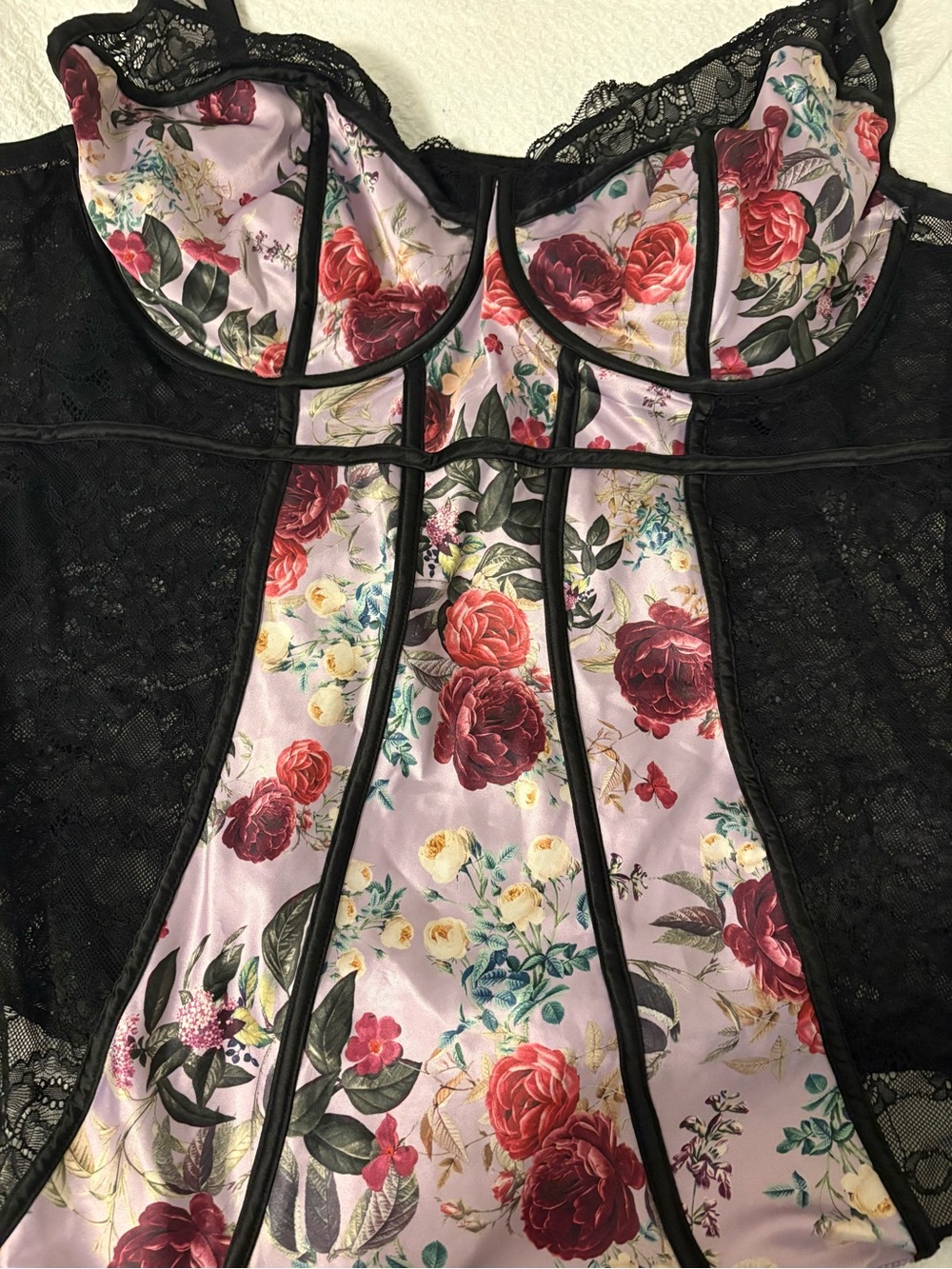 Floral Lace-Trim Satin Bustier Chemise - Pink with Red Rose Print